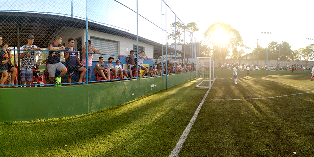 comunidade no futebol amador